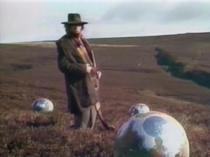 The Doctor stands in the circle of transport beacons on an unspoilt new Earth.